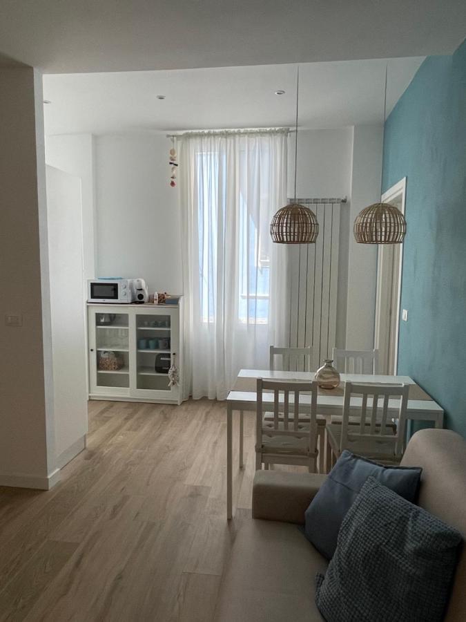 Casa Aiga Marina Lägenhet Ventimiglia Exteriör bild